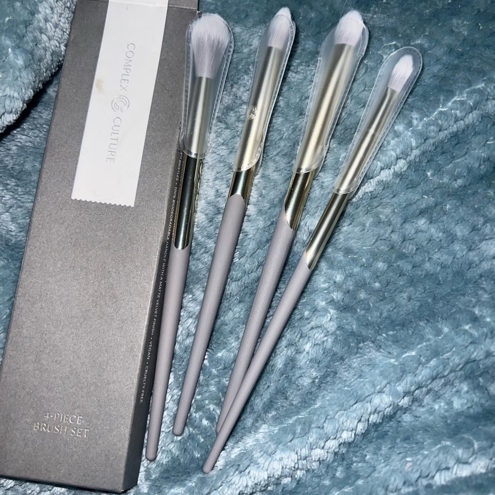 Complex culture 4 piece brush set
